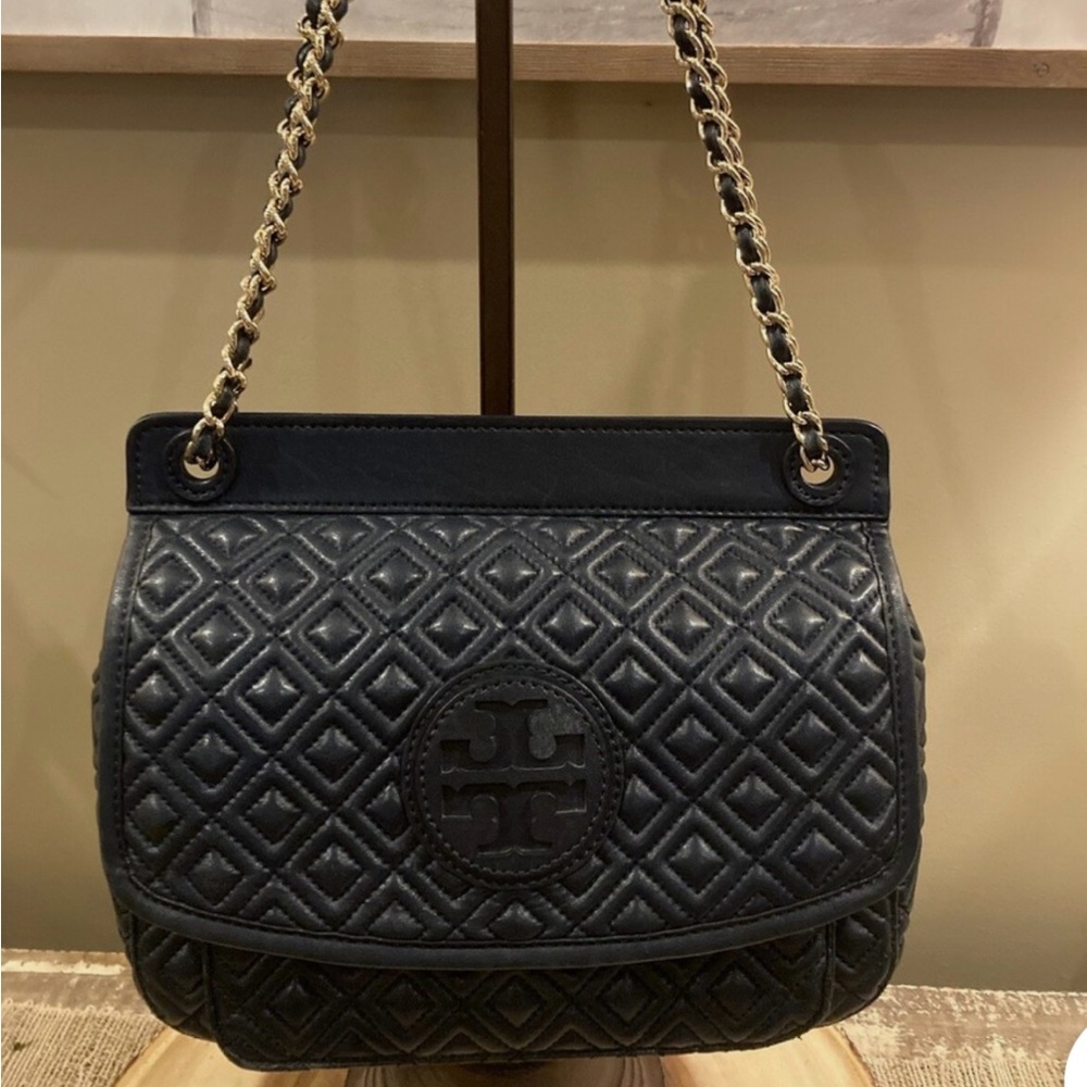 Tory Burch Marion Black Quilted Large Saddle Crossbody Bag. Great condition!